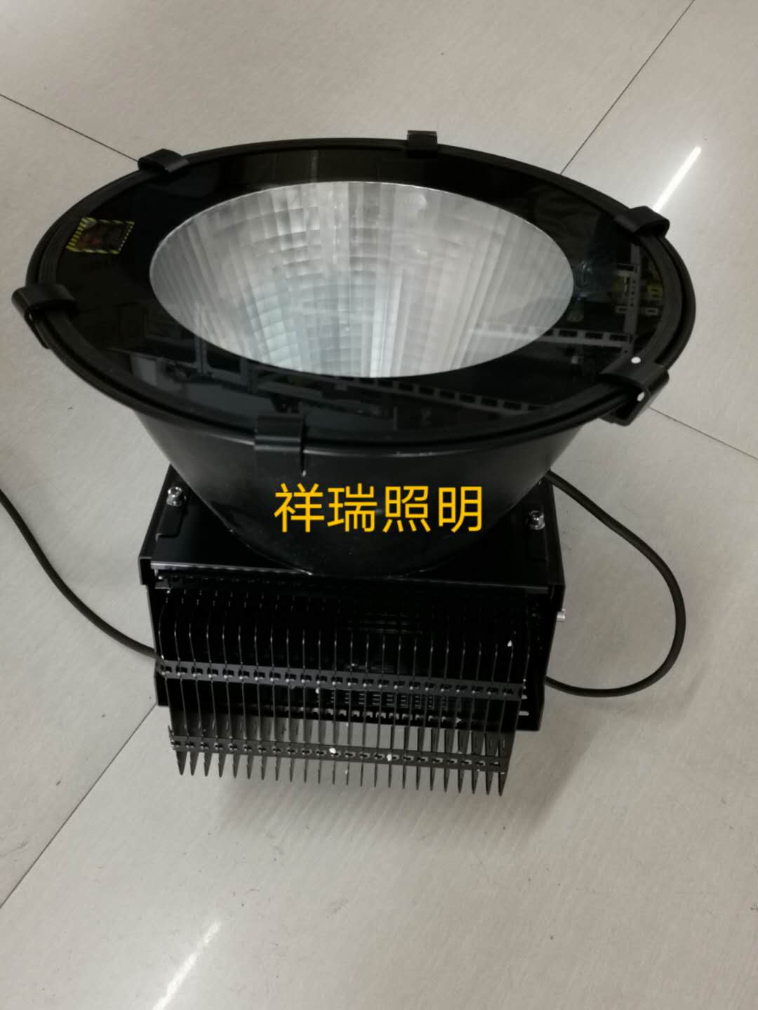 祥瑞照明400W LED探照灯广场加油站专用LED高亮耐潮防震投光灯